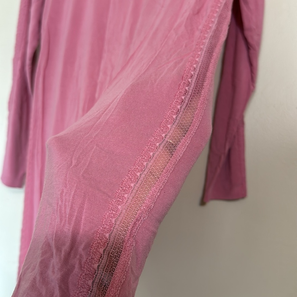 Victoria’s Secret sleep tee - Picture 3 of 4
